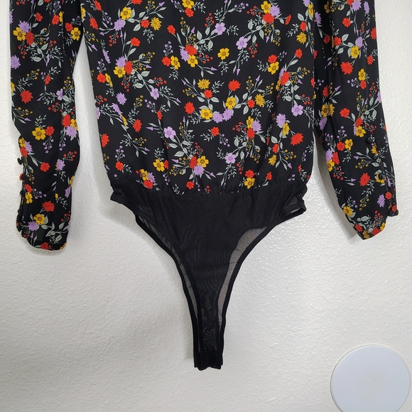 Astr Black Bernadette Style Floral Print Long Sleeve V-Neck Bodysuit Sz S Boho - Picture 11 of 15